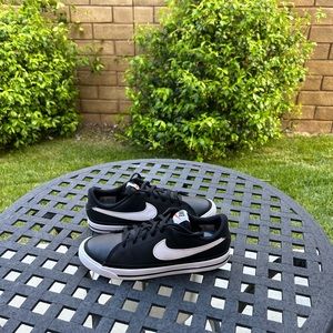 Nike Court Legacy black/white size 6